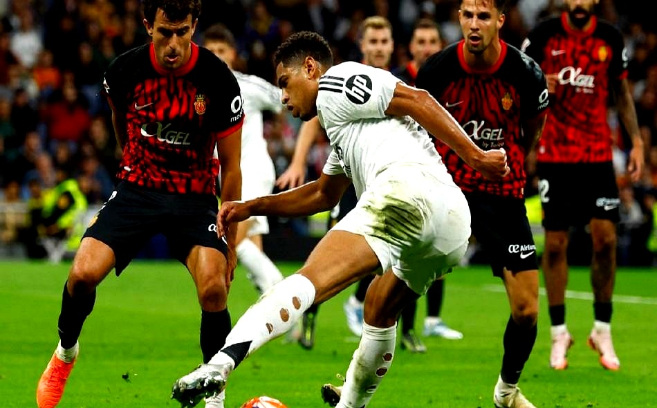 华体会APP姆巴佩意外战胜C9，比赛规则变更引爆全场！的简单介绍