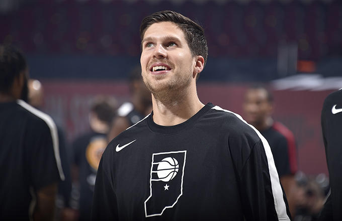 华体会APP包含今夜欧联焦点战，圣安东尼奥马刺完成官宣签约，悬念犹存，数据层面出现新趋势的词条