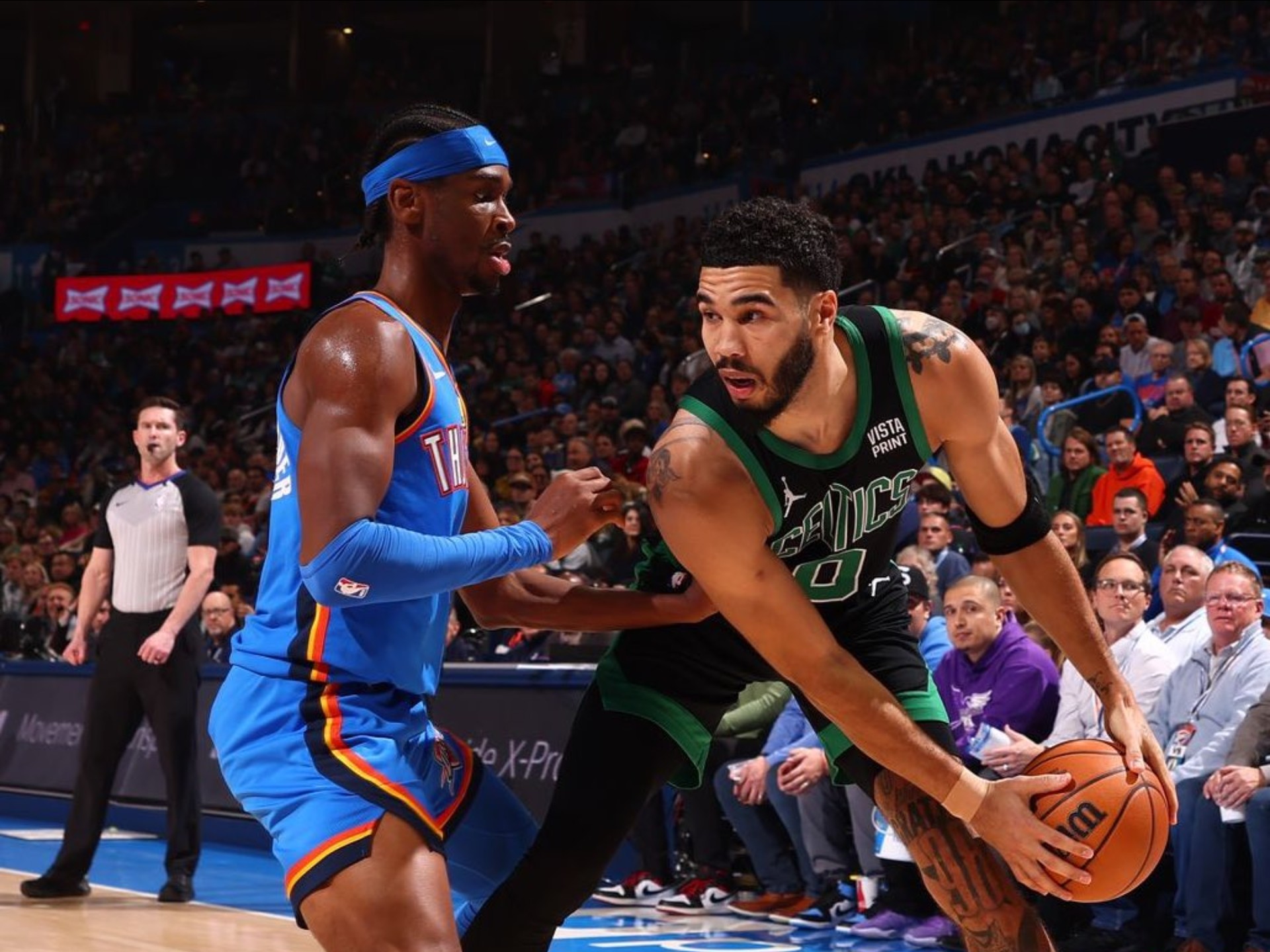 华体会hth塔图姆回归赛场，战术调整首场状态亮眼，巴塞罗那观众沸腾！的简单介绍